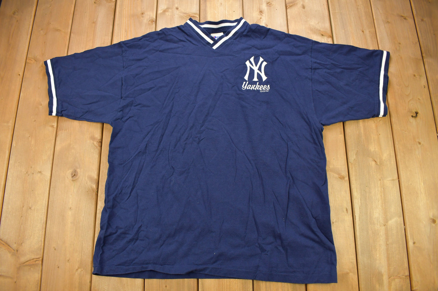 Vintage 1997 New York Yankees MLB Embroidered Pro Player Shirt / Yankees Shirt / MLB Baseball / 90s Streetwear / Sportswear