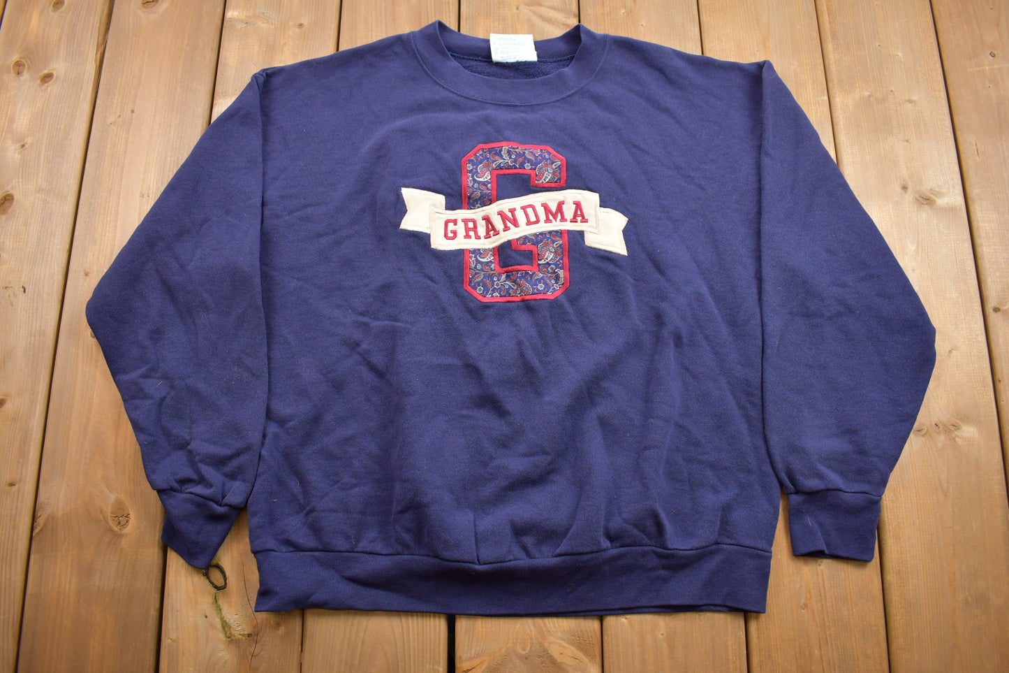 Vintage 1990s Cute Grandma Embroidered "G" Crewneck Sweater / 90s Crewneck / Grandma Sweater / Streetwear / Made In USA