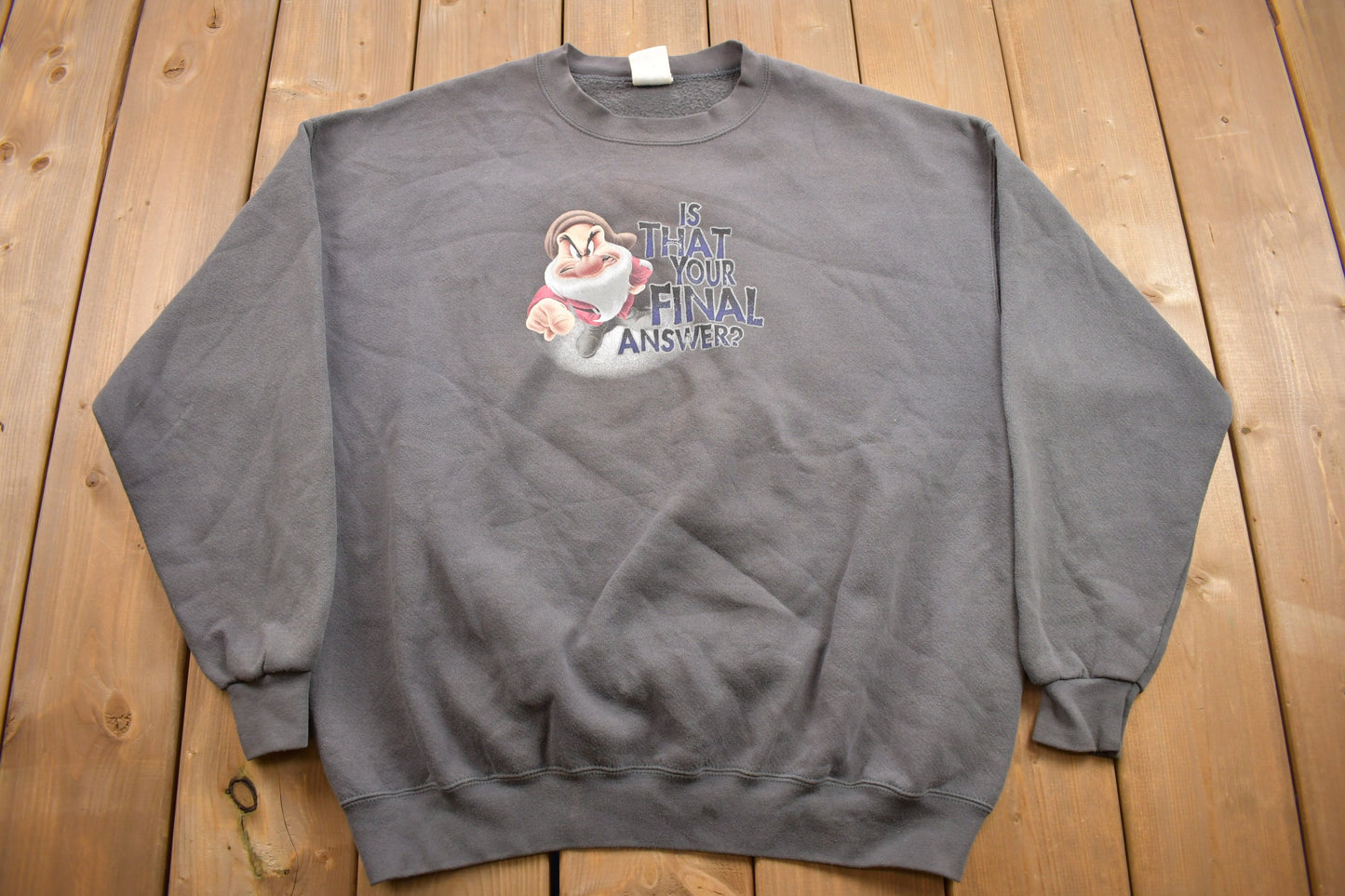 Vintage 1990s Snow White Grumpy Dwarf Graphic Disney Crewneck / Vintage Sweatshirt / Vintage Disney