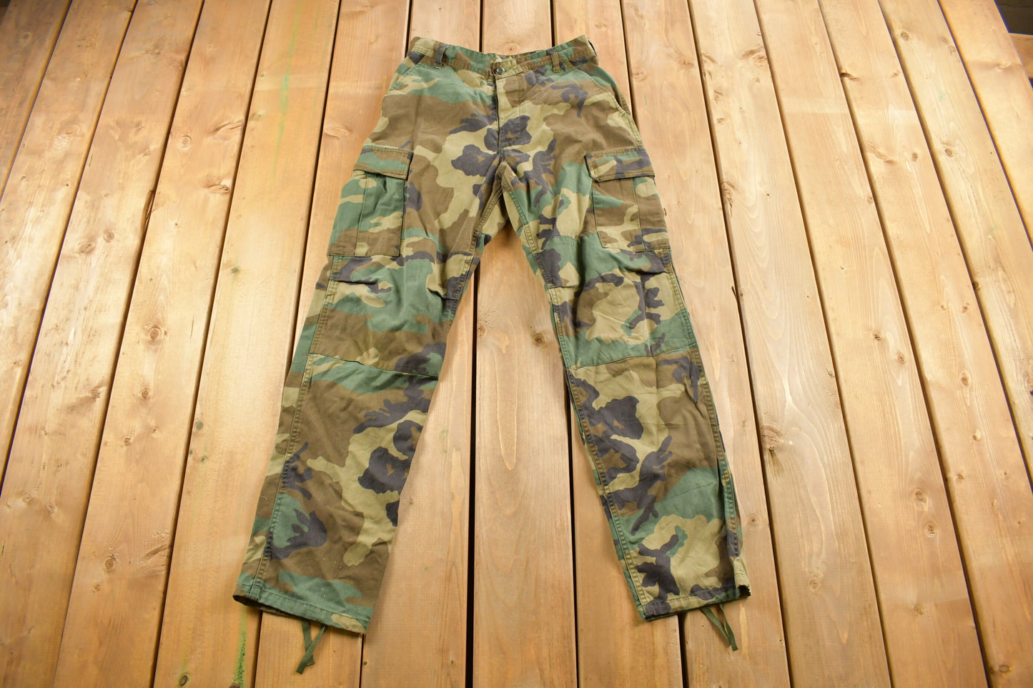 Vintage 1990s US Army Woodland Camouflage Cargo Pants Size 30 x 30 / Army Pants / Military Pant's / Vintage Cargos