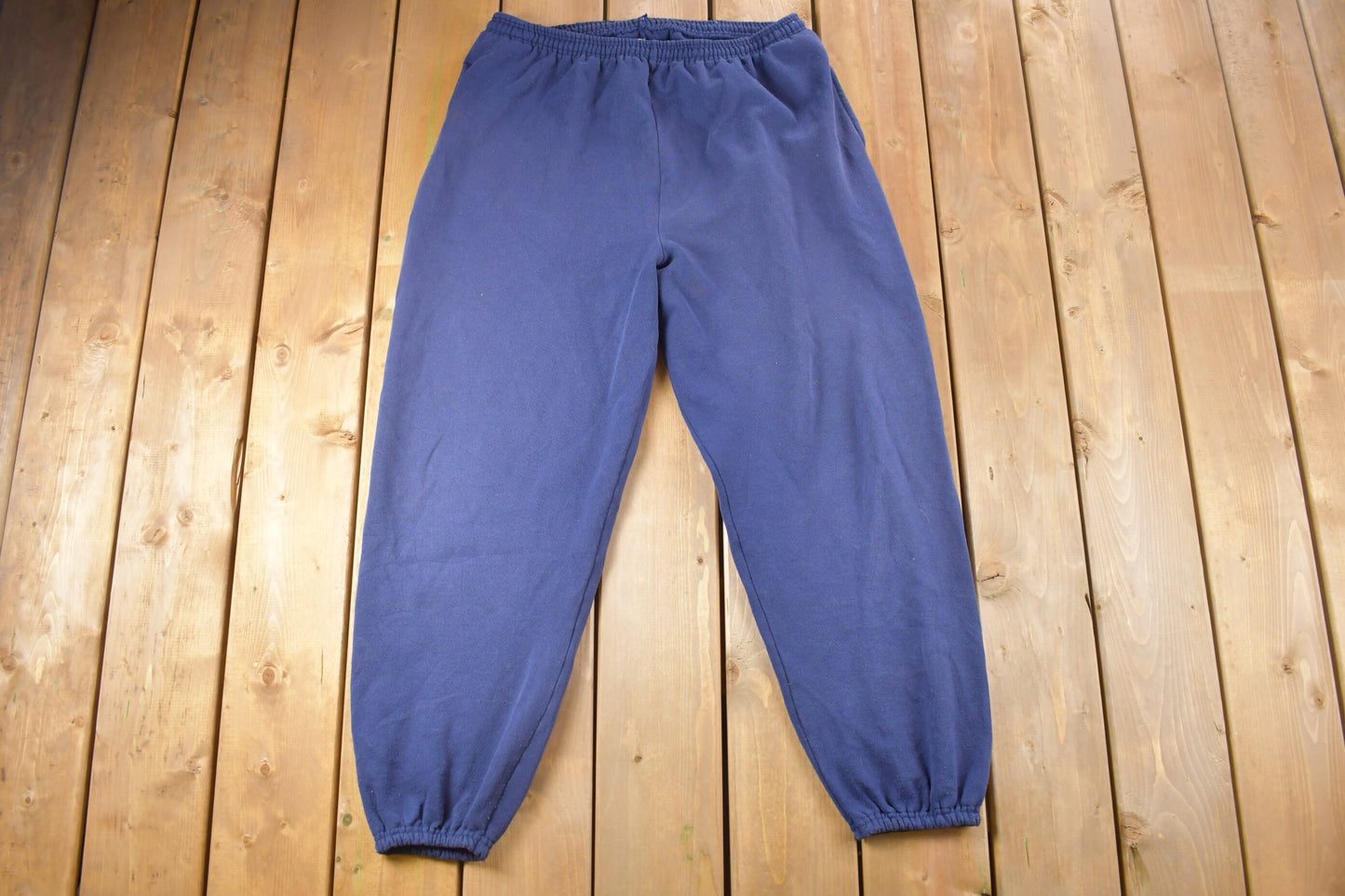 Vintage 1990's Hanes Blank Navy Blue Sweatpants Size XL / Elastic Waist / American Vintage / Streetwear Fashion / Pants