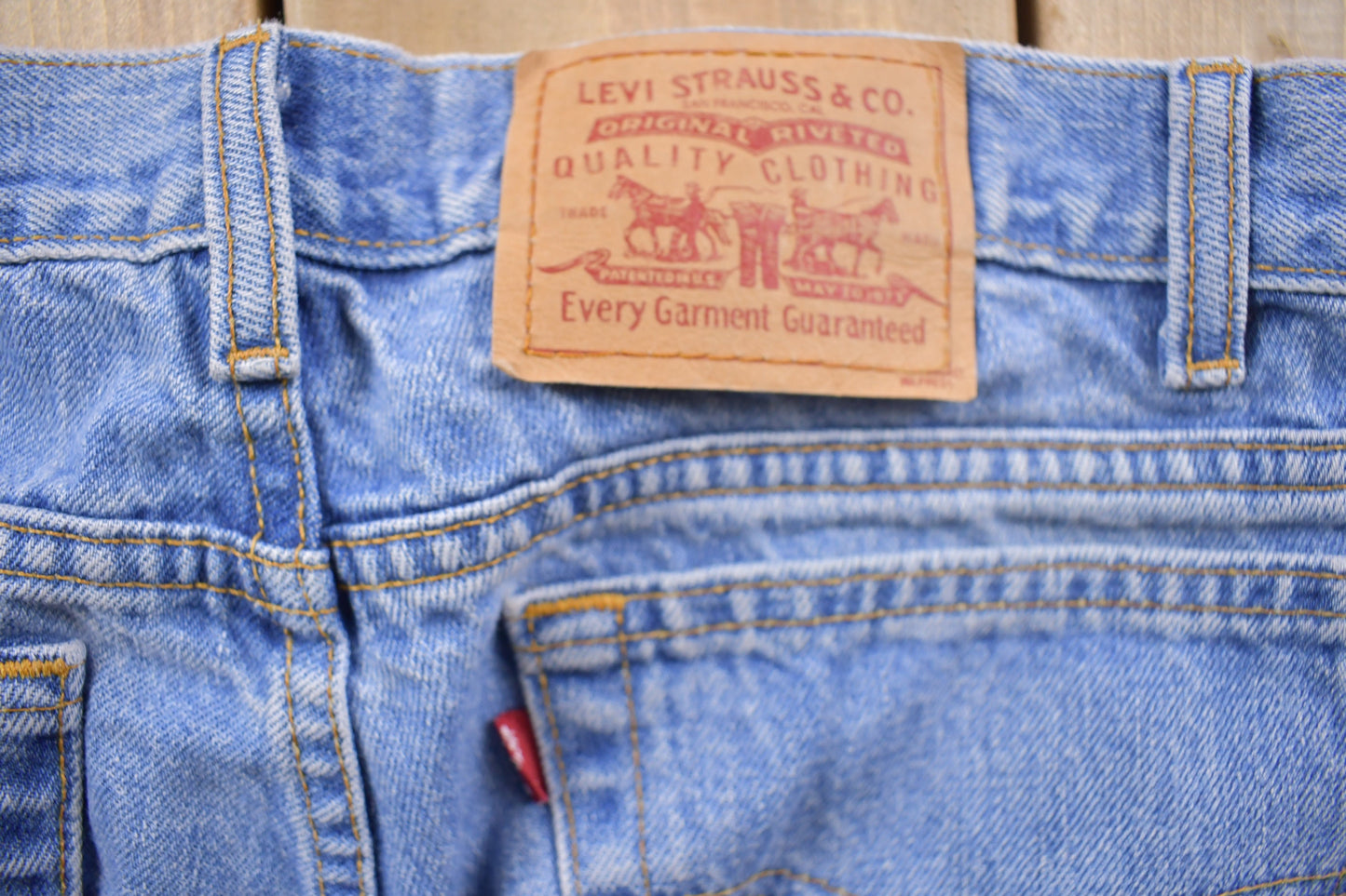 Vintage 1990s Levi's Red Tab Denim Jeans Size 31 x 31