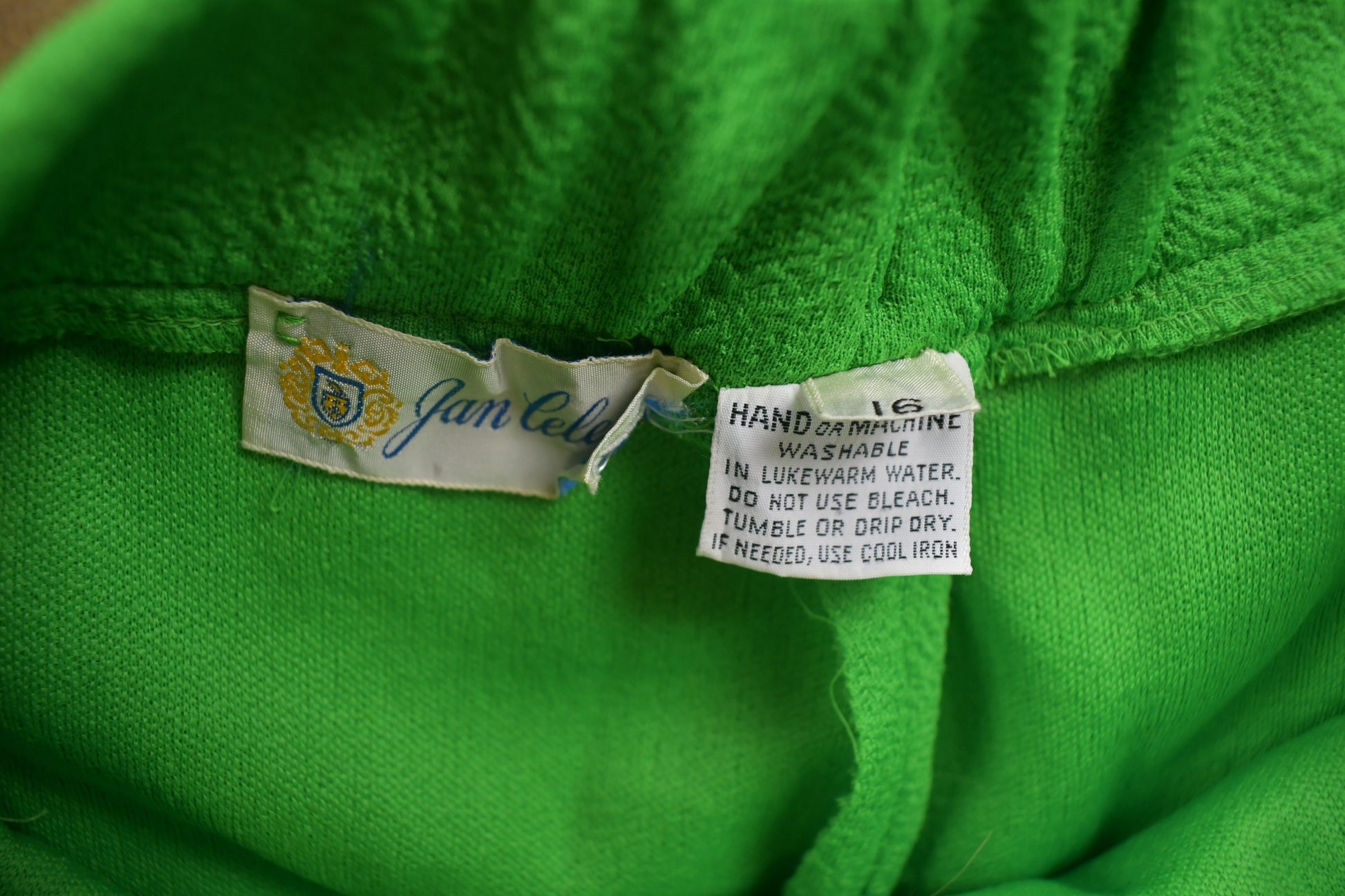 Vintage 1970s Jan Celeste Green Pleated Trousers Size 30 x 25