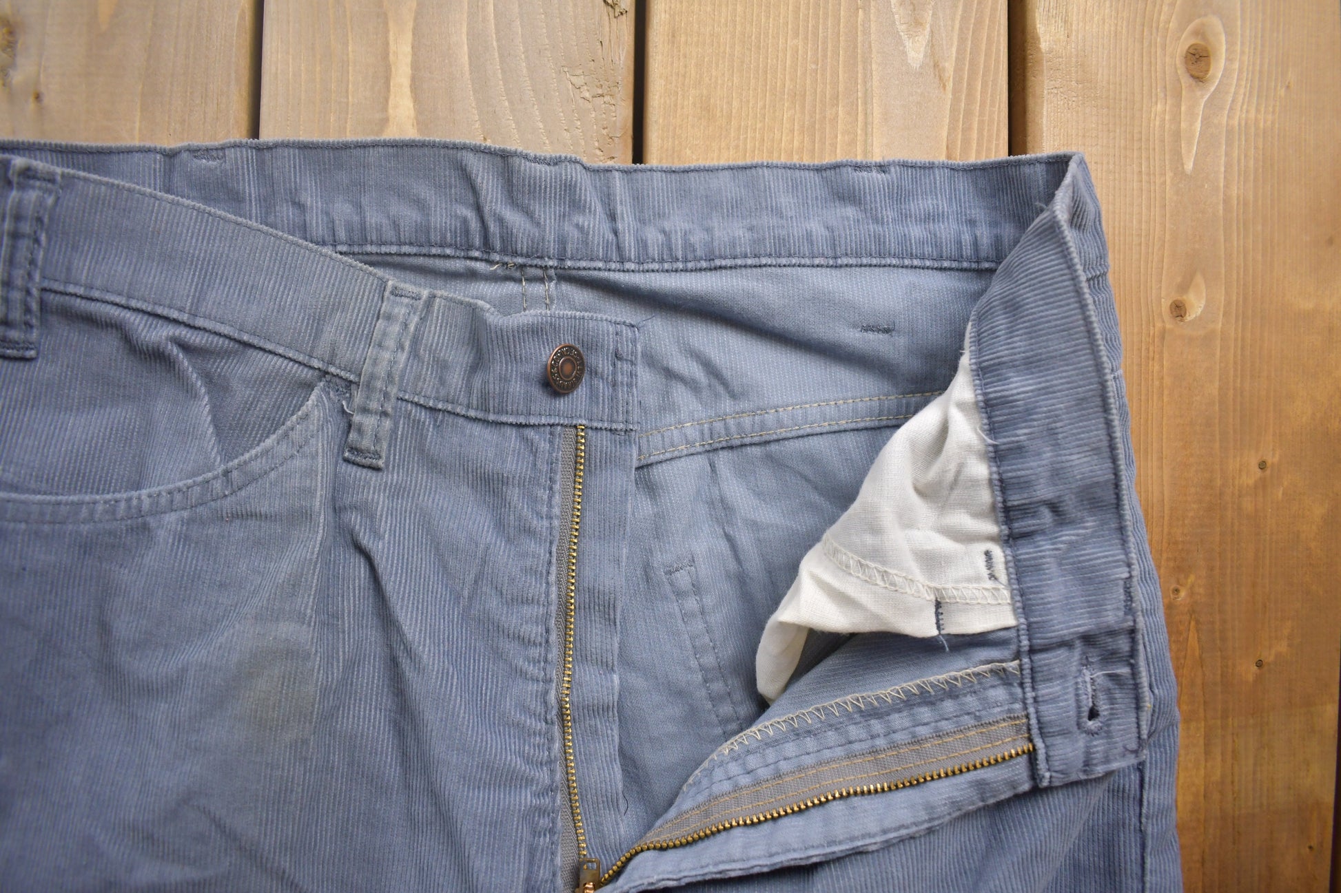 Vintage 1990s Levi's White Tab Grey Corduroy Pants Size 33 x 31