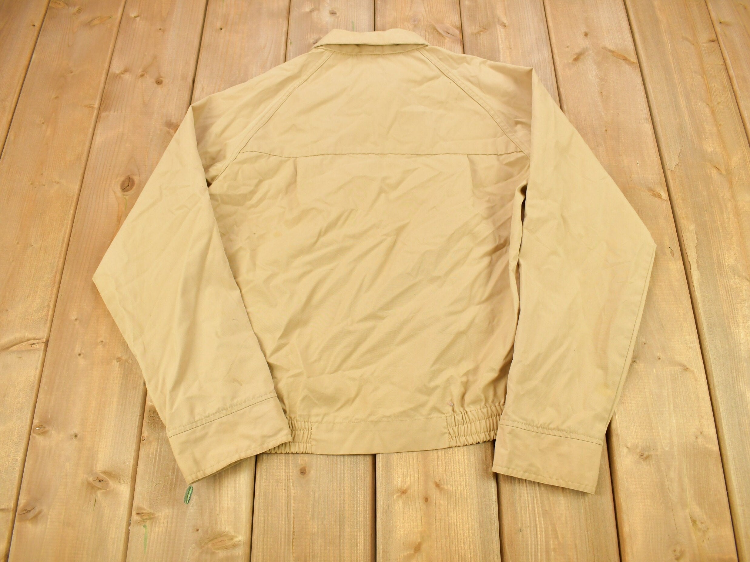 Vintage 1970s Envoy Blank Beige Windbreaker Jacket