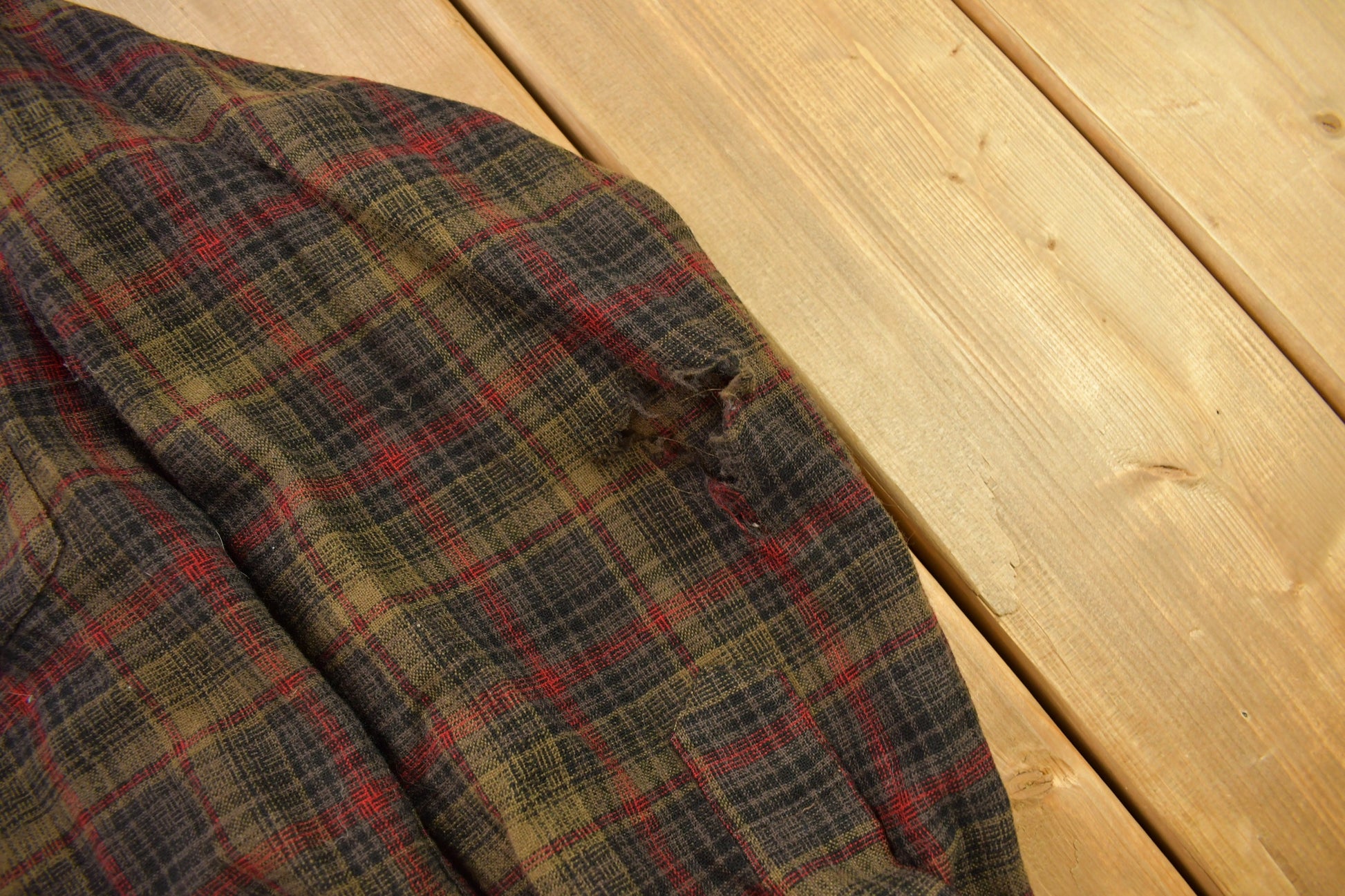 Vintage 1950s Pendleton Plaid Button Up Women's Shirt