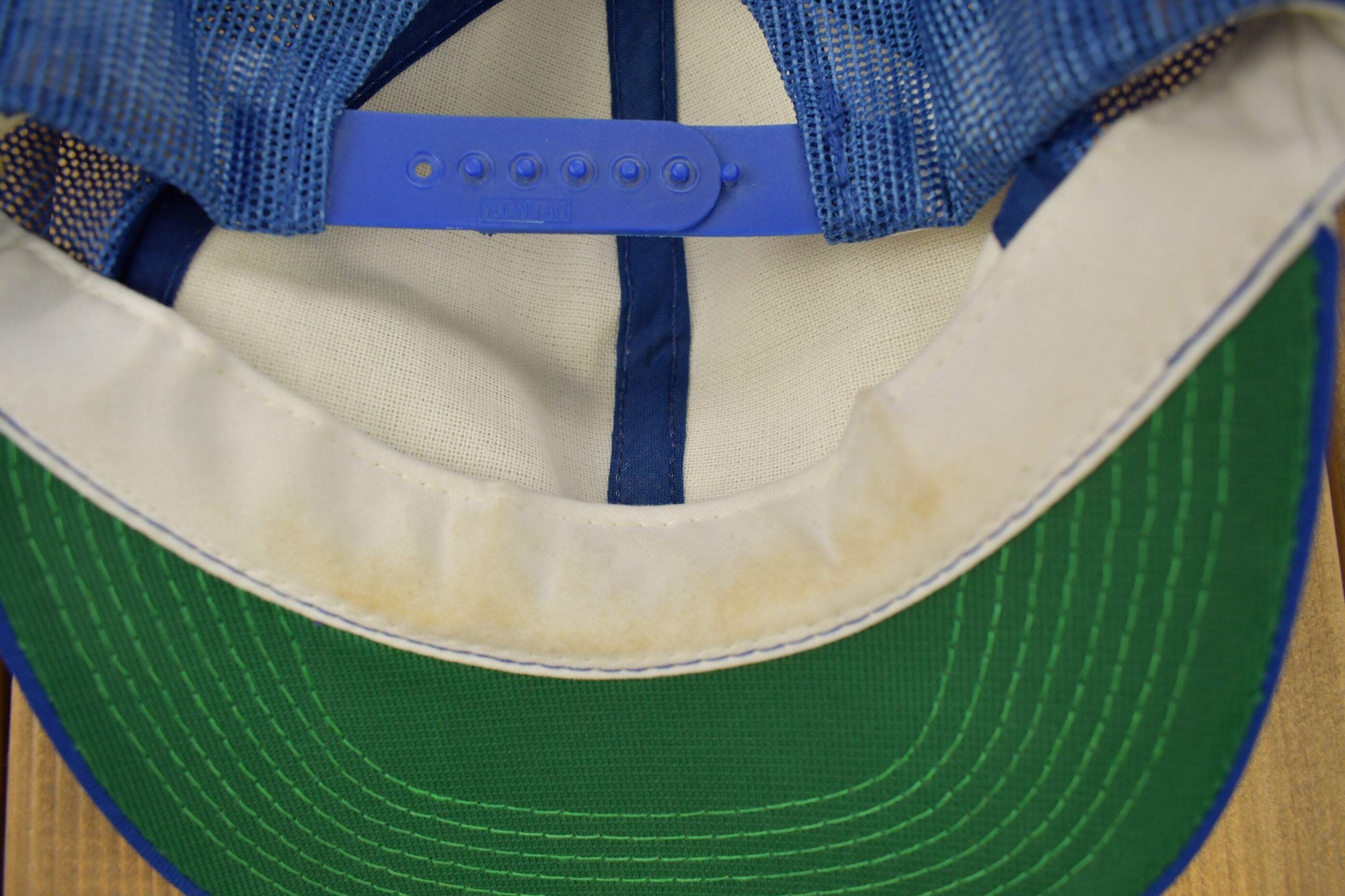 Vintage 1990s Toronto Blue Jays MLB Mesh Snap Back Hat