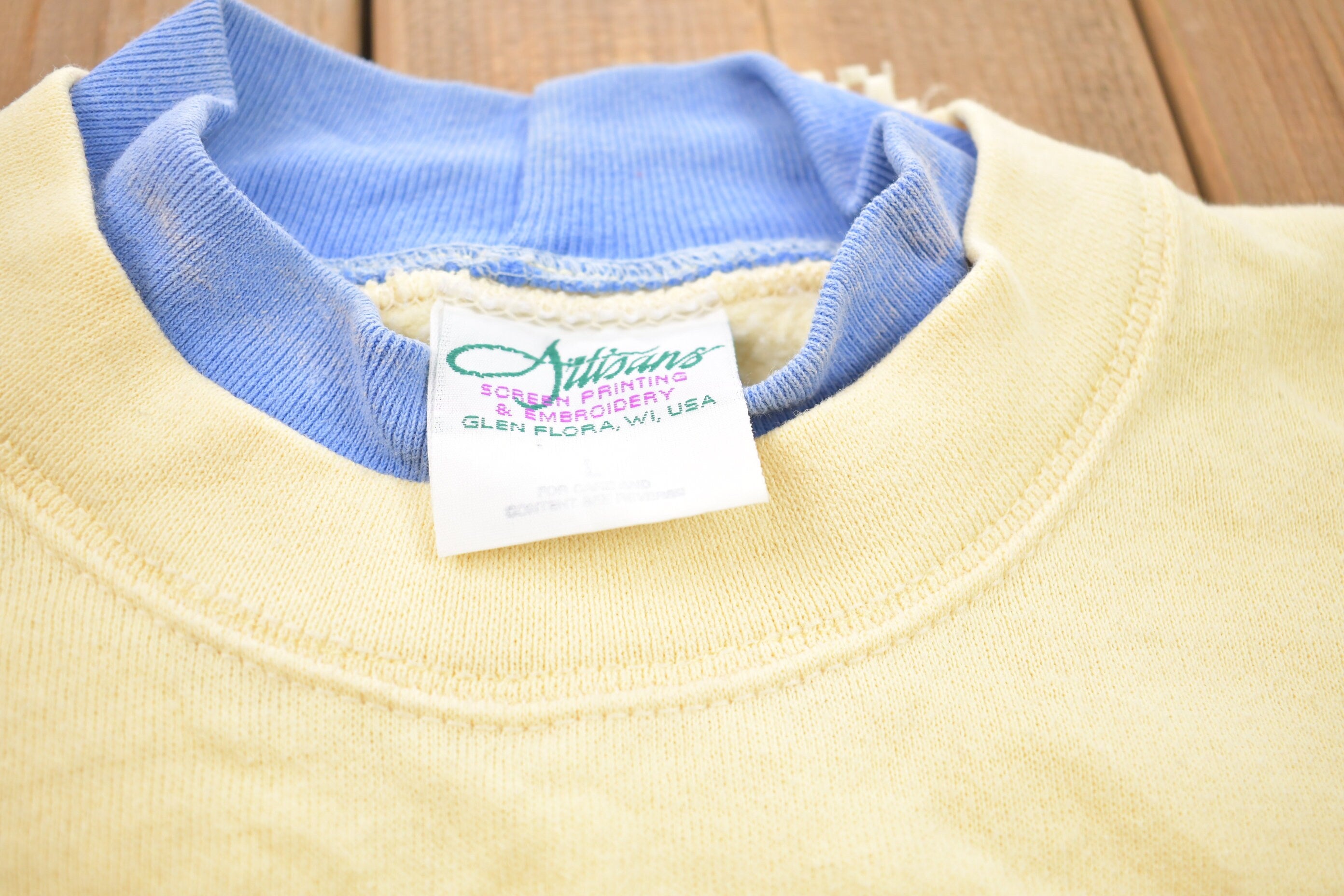 Vintage 1990s Longaberger Embroidered  Crewneck Sweater