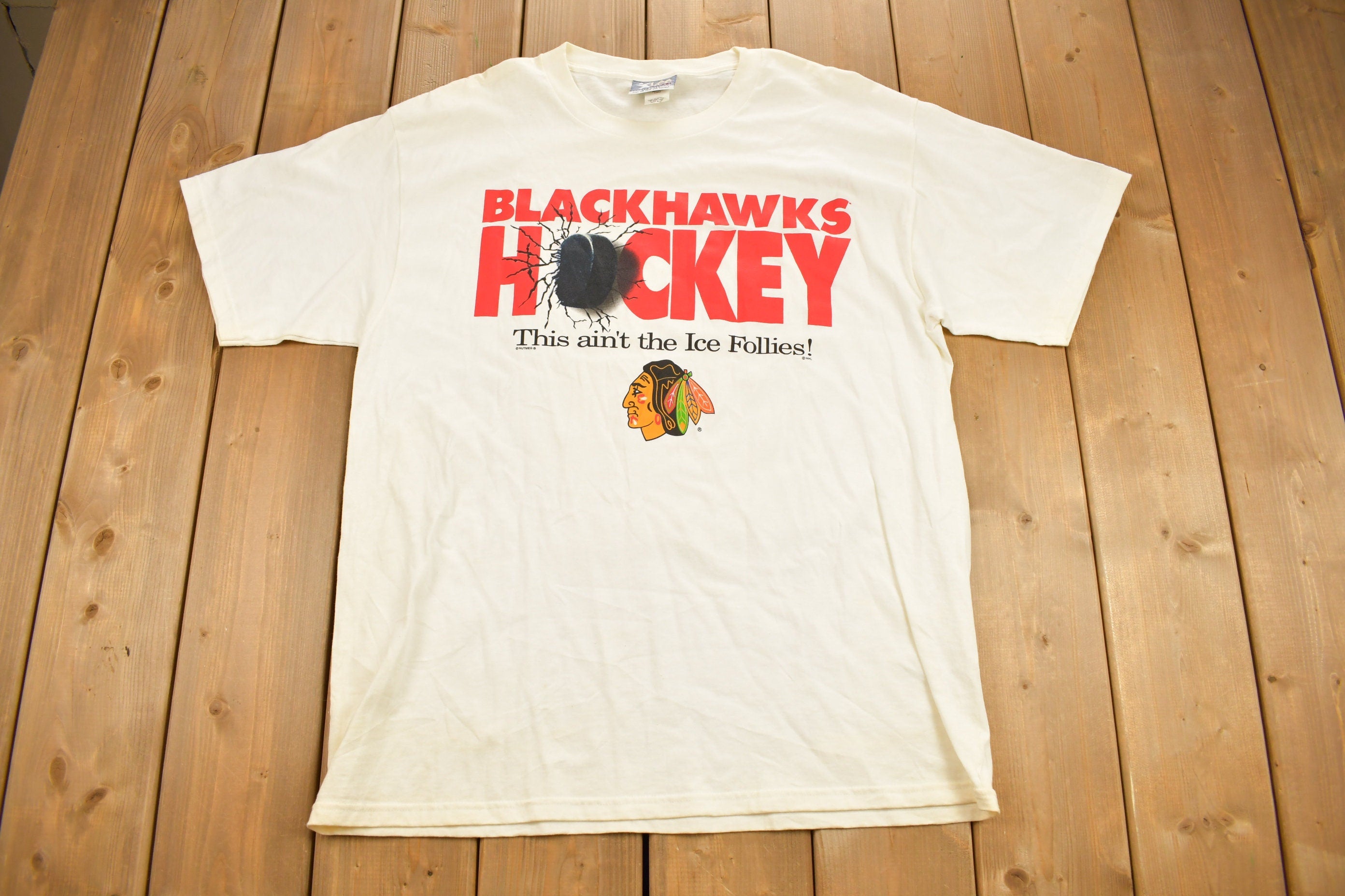 Vintage 1990s Chicago Blackhawks NHL Graphic T-Shirt