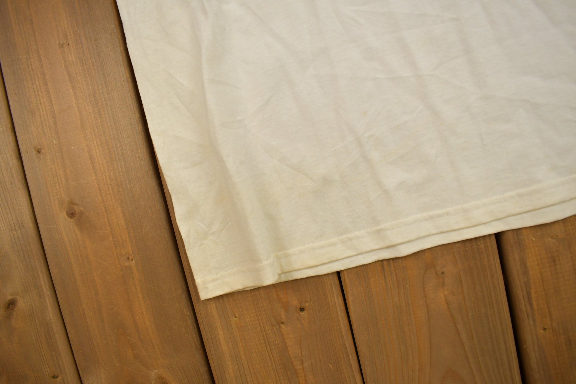 Vintage 1990s Chicago Blackhawks NHL Graphic T-Shirt