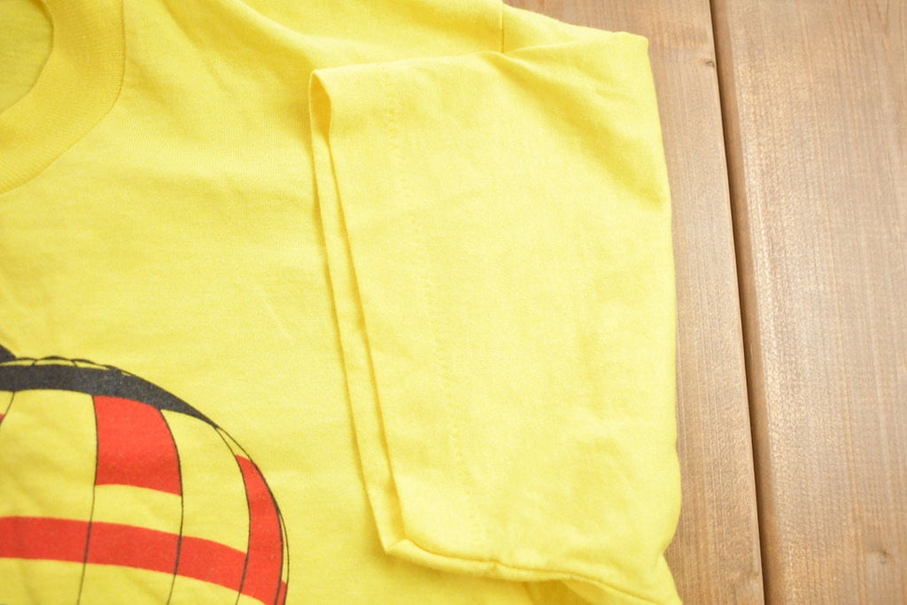 Vintage 1980s The You Land Owners Korsky's Hot Air Bus Graphic T-Shirt