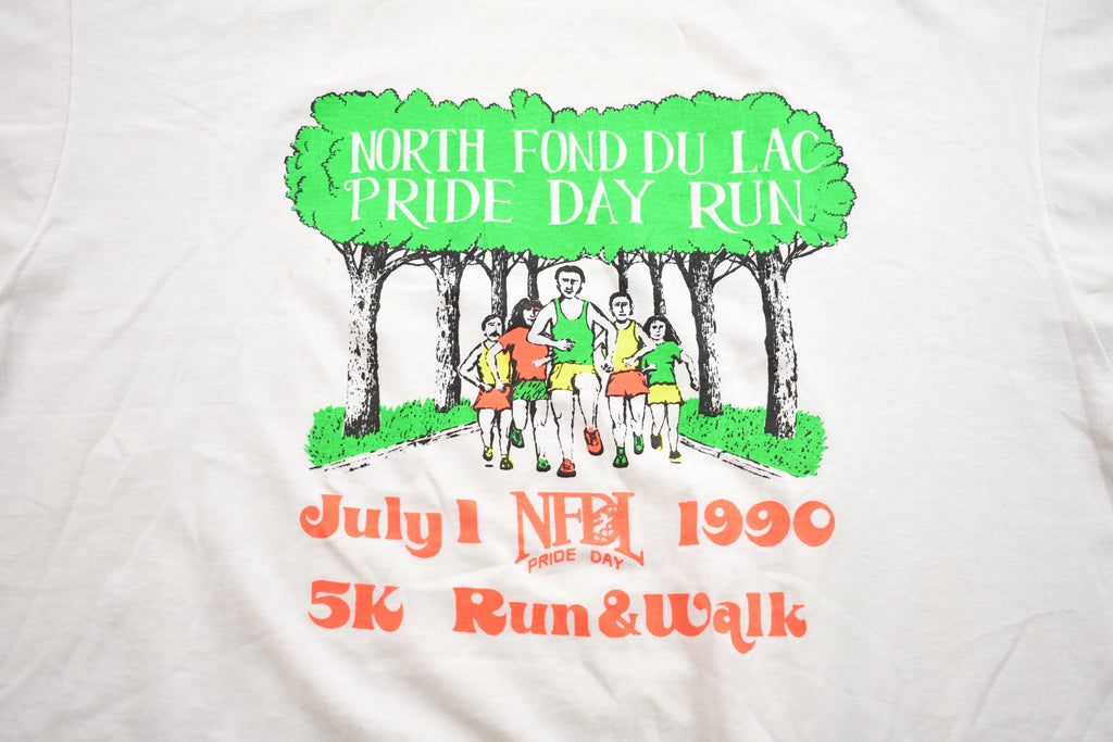 Vintage 1990 North Fond Du Lac Pride Day Run Graphic T-Shirt