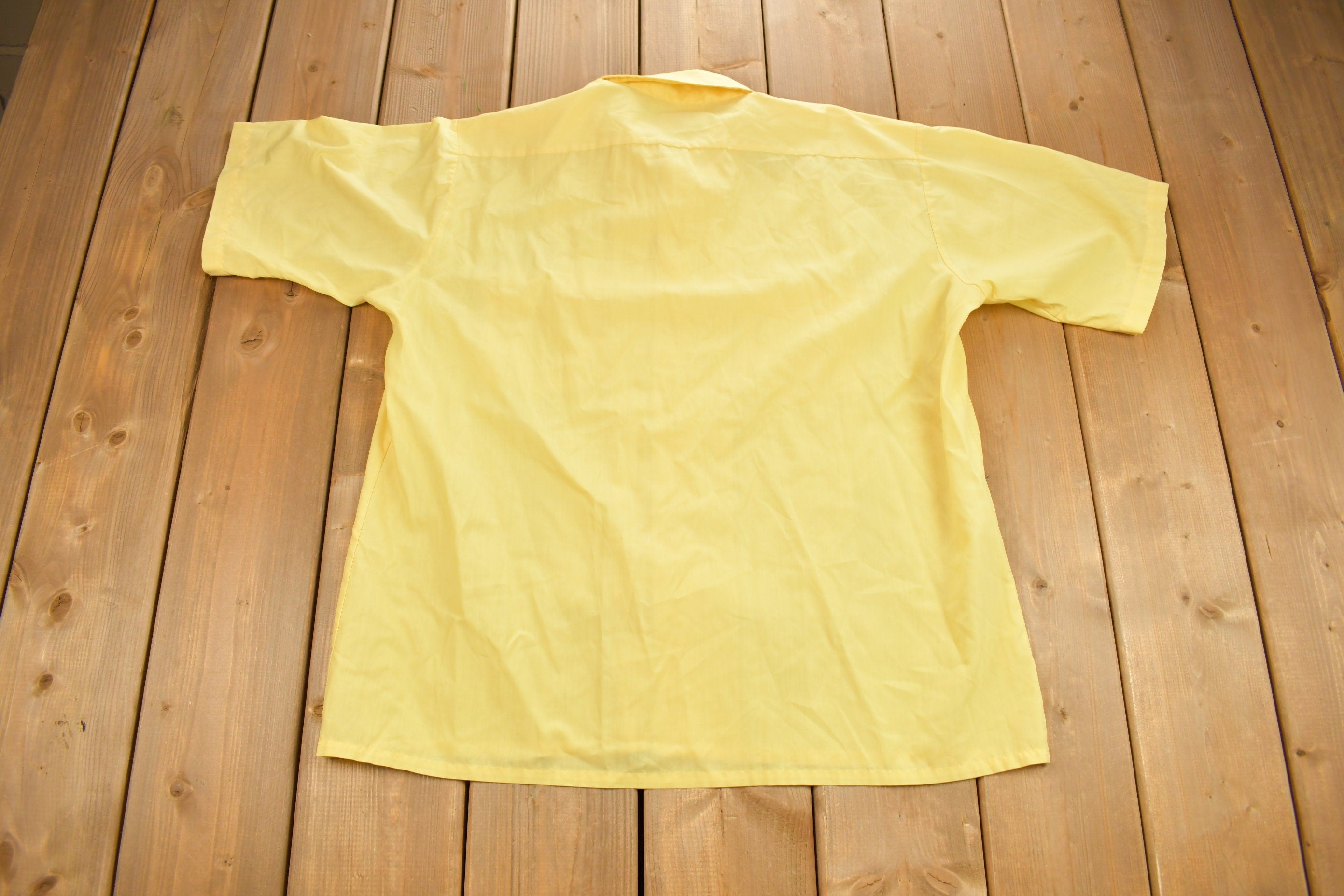 Vintage 1960s Easy Man By Campus Blank Yellow Button Up Shirt