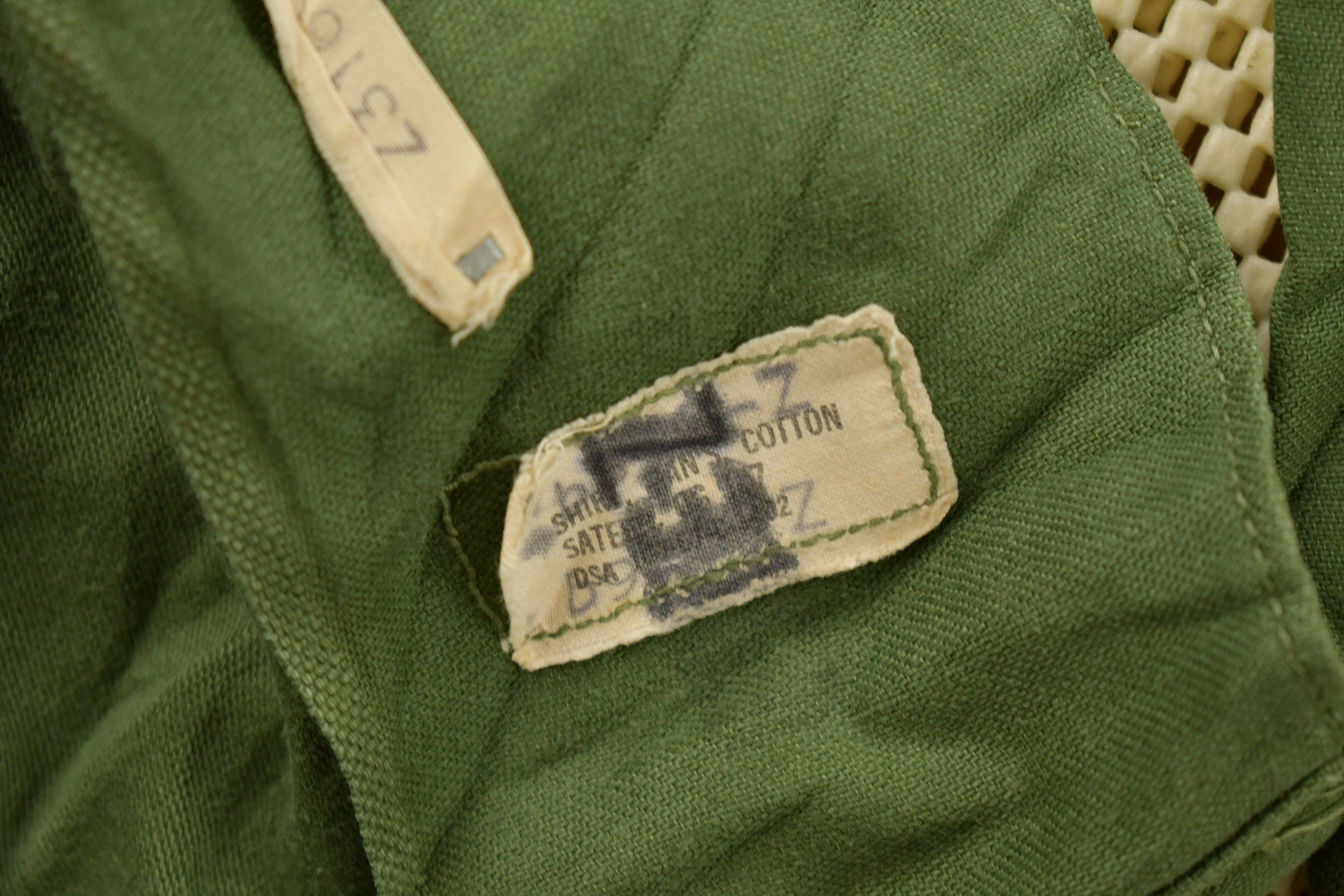 Vintage 1967 OG-107 US Air Force Military Sateen Shirt