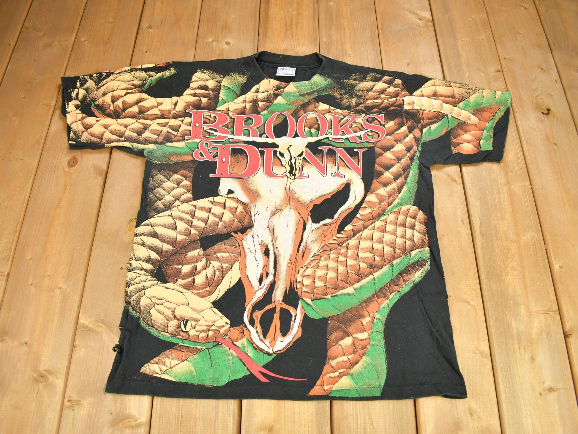 Vintage 1990s Brooks Dunn All Over Print Rattlesnake T-shirt
