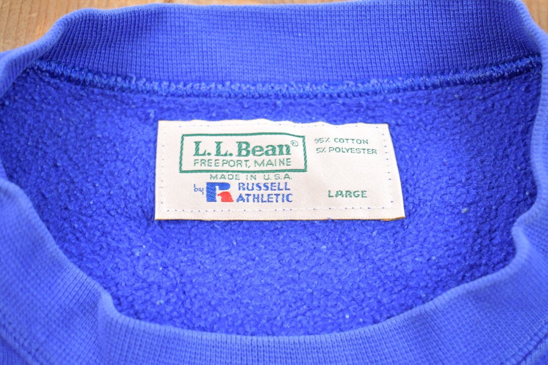 Vintage 1990s L.L. Bean Russell Athletics Blank Blue Crewneck Sweatshirt / 90s Crewneck / Made In USA / Essential / Streetwear / 90s Blank