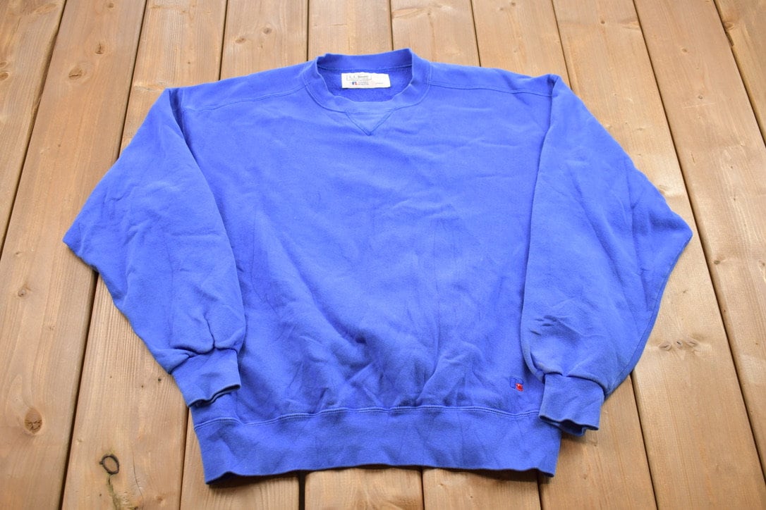 Vintage 1990s L.L. Bean Russell Athletics Blank Blue Crewneck Sweatshirt / 90s Crewneck / Made In USA / Essential / Streetwear / 90s Blank