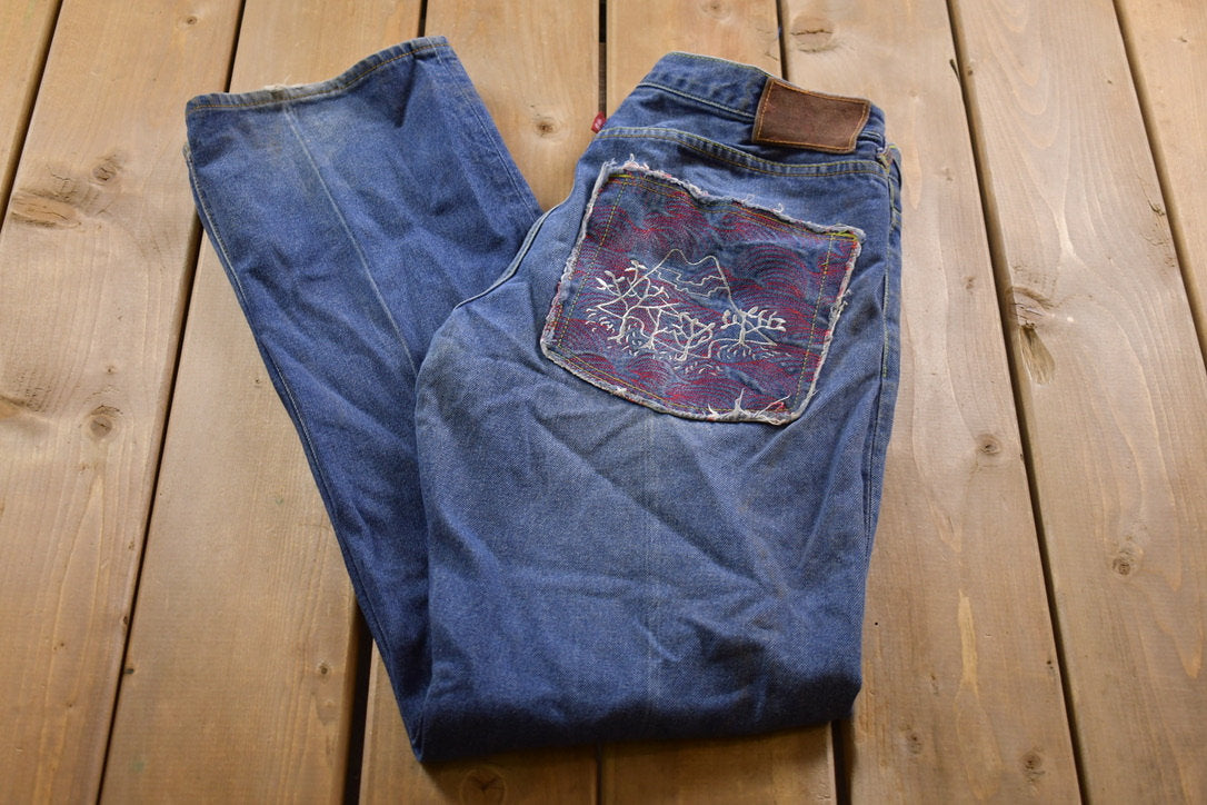 Vintage 1990s RMC Embroidered Jeans Size 32 x 33.5 / American Vintage / Workwear / Streetwear / Vintage Pants / True VIntage /