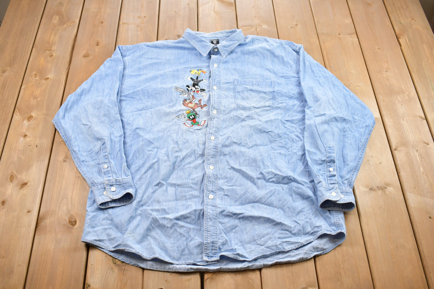 Vintage 1990s Warner Bros. Looney Toons Jean Button Up Shirt / 1990s Button Up / Vintage Looney Toons / 90s Looney Toons / Jean Button Up