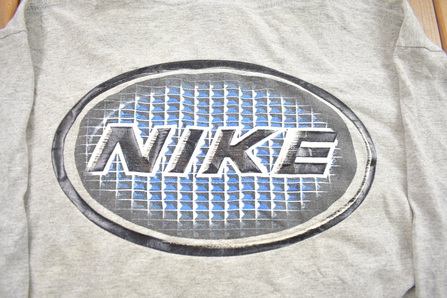 Vintage 1990s Nike Swoosh Graphic T-Shirt / 1990s / Vintage Streetwear / Graphic T Shirt / Single Stitch / Essentials / Swoosh