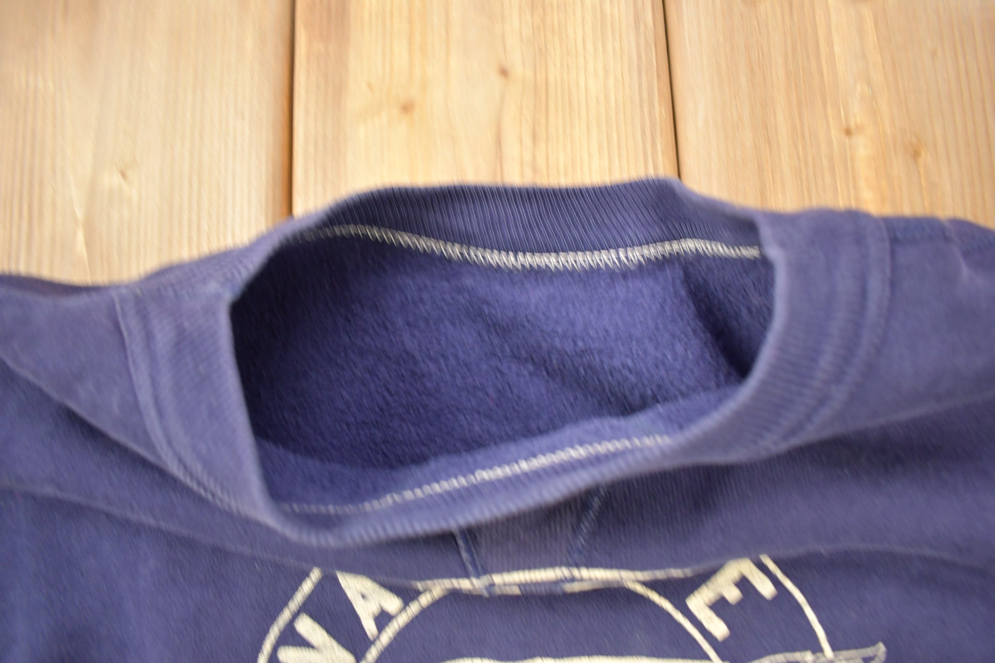 Vintage 1950s Single V Crewneck Sweatshirt Kwanette Club We Serve Racquet Club