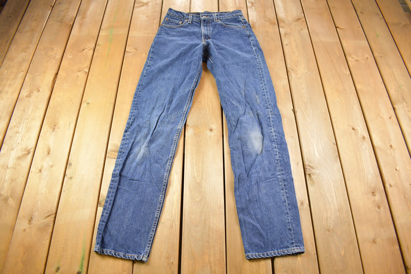 Vintage 1990s Levi's 550 Medium Wash Jeans Size 30 x 33 / Relaxed Fit / Made In USA / Vintage Levi's