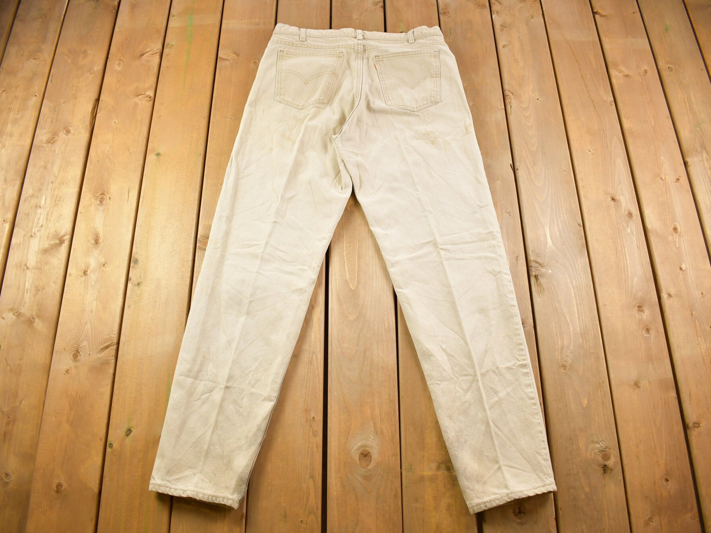 Vintage 1990s Levi's 550 Beige Wash Jeans Size 34 x 32 / Relaxed Fit / Tapered Leg / Made In USA / Vintage Levi's