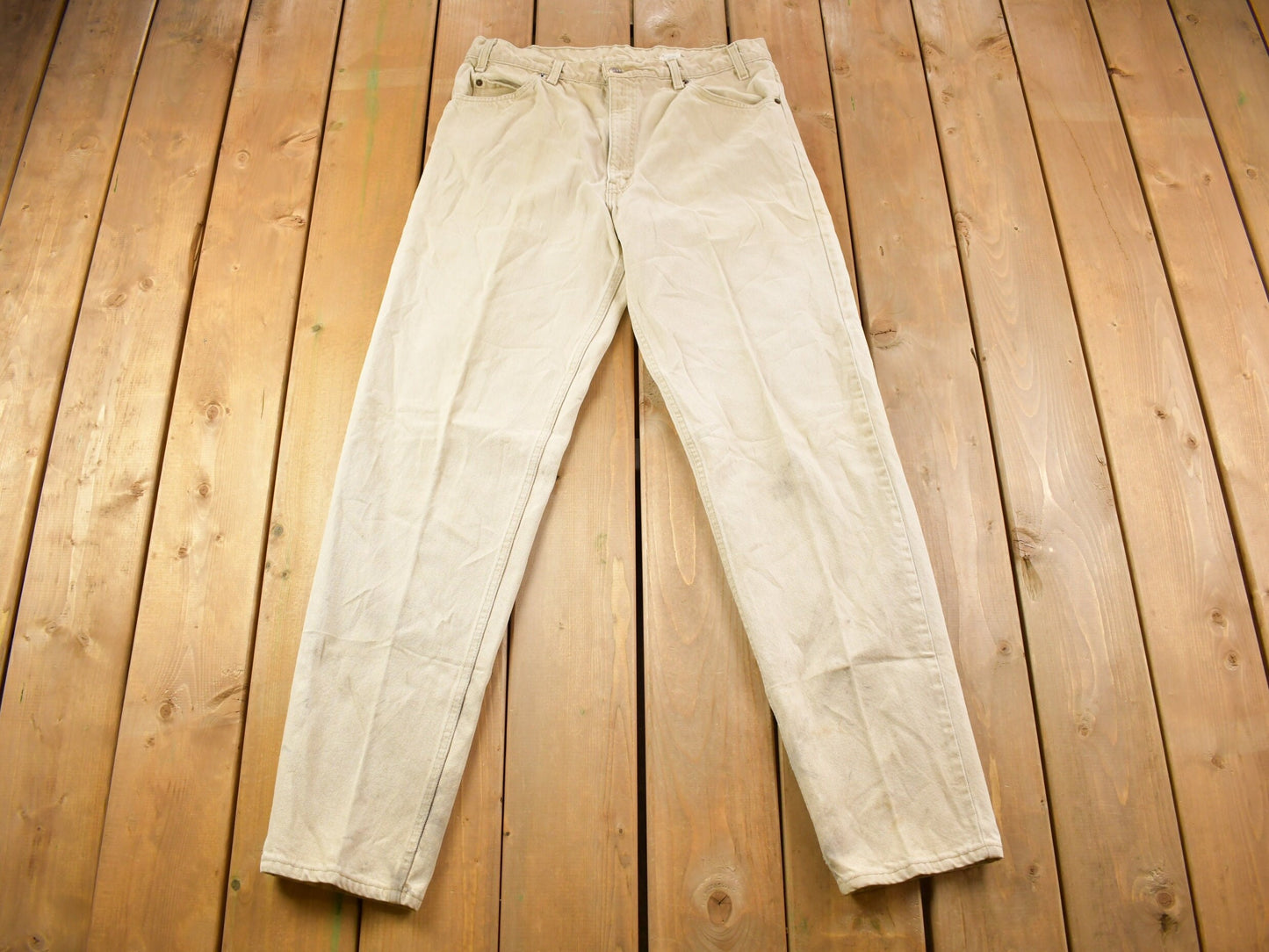 Vintage 1990s Levi's 550 Beige Wash Jeans Size 34 x 32 / Relaxed Fit / Tapered Leg / Made In USA / Vintage Levi's