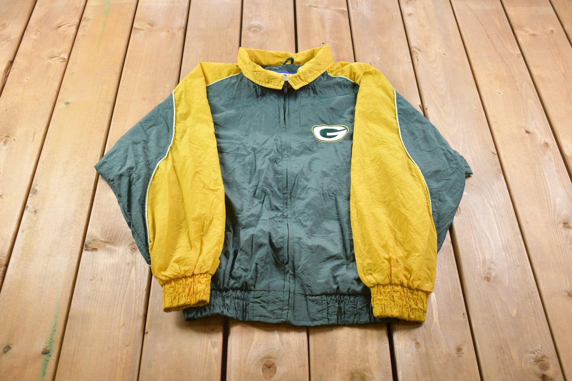 Green Bay Packers Vintage Logo Athletic Mens Embroidered Crewneck