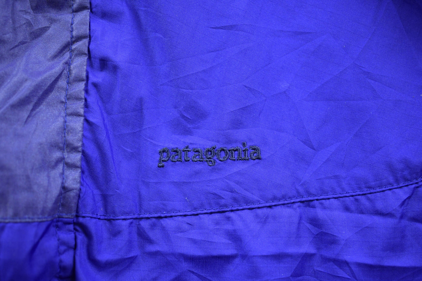 Vintage 1990s Patagonia Hooded Windbreaker / Rain Jacket / Brand Logo / Spring Summer / Outerwear Jacket / Streetwear Fashion / Full Zip