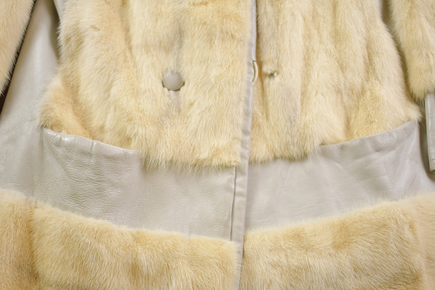 Vintage 1960s White Mink Fur Leather Panel Coat / Genuine Leather / Winter Outerwear / True Vintage / Mink Fur / Formal Wear