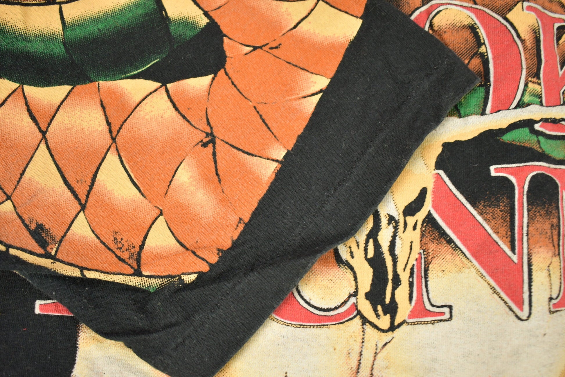 Vintage 1990s Brooks & Dunn All Over Print Rattlesnake T-shirt