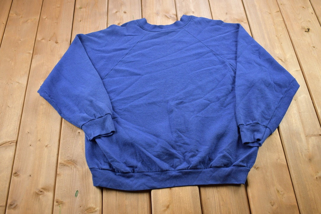 Vintage 1990s Blank Blue Crewneck Sweatshirt / 90s Crewneck / Made In USA / Essential / Streetwear / 90s Blank