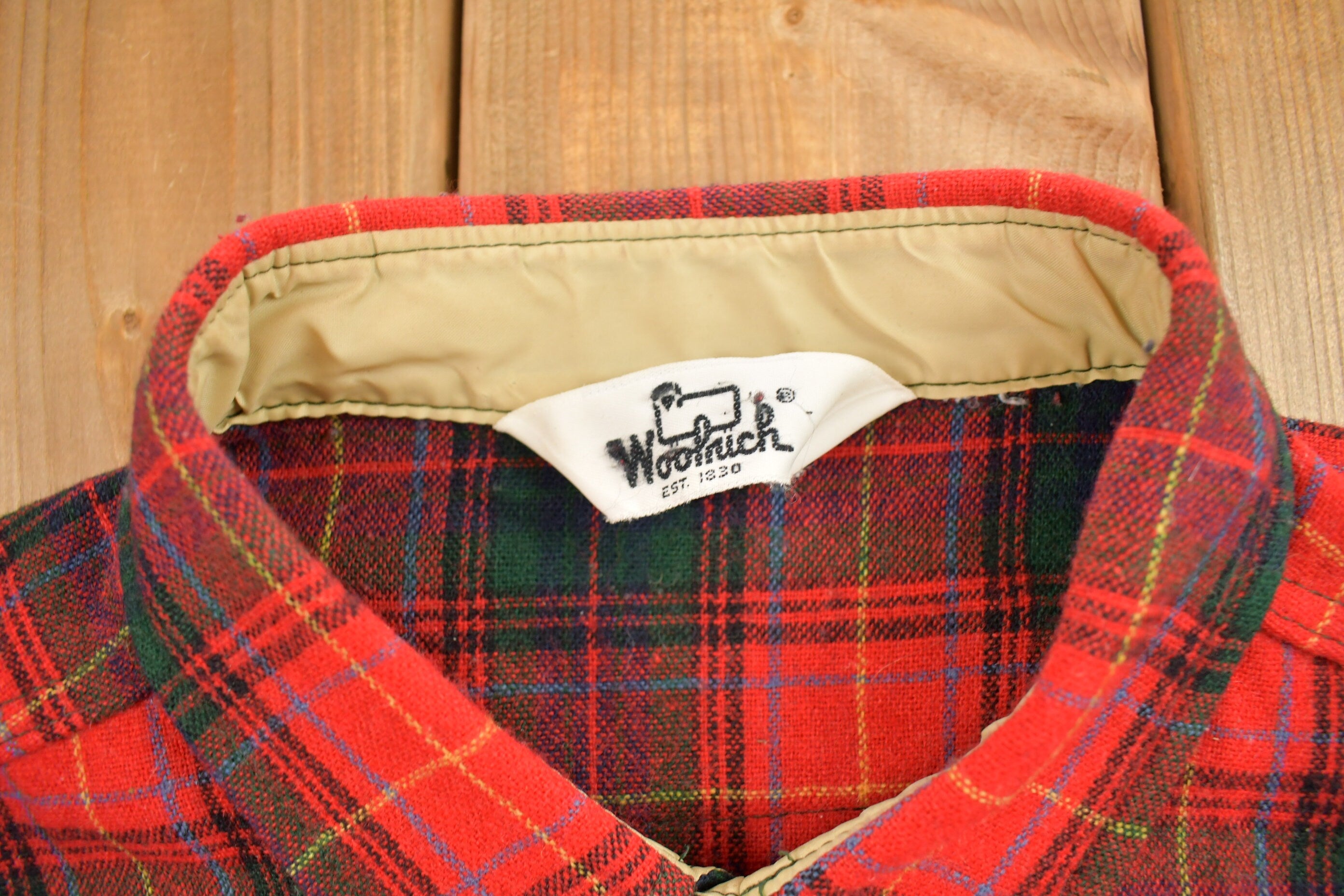 Vintage 1980s Woolrich Buffalo Plaid Flannel Button Up Shirt