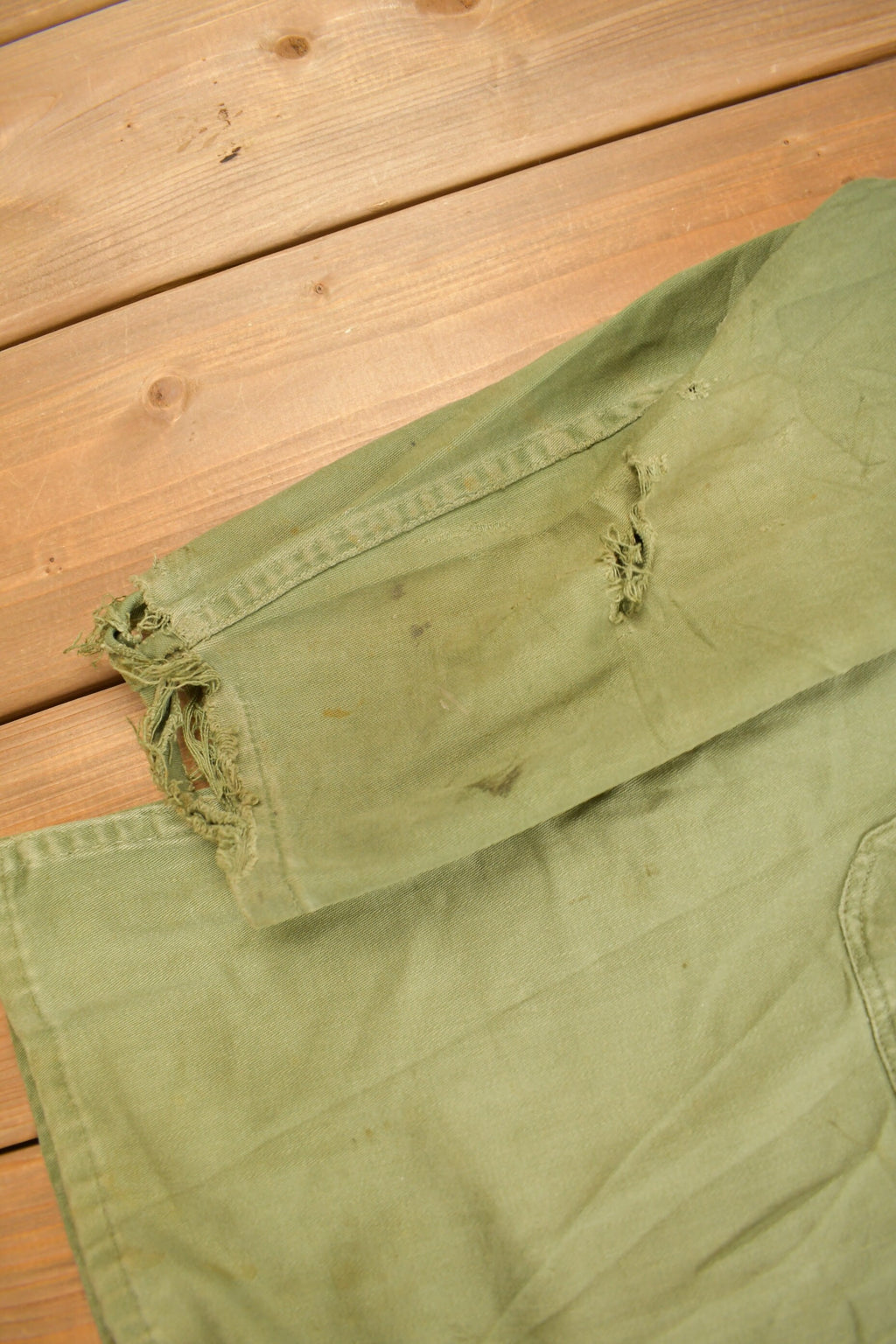 Vintage 1960s OG-107 US Air Force Military Sateen Shirt