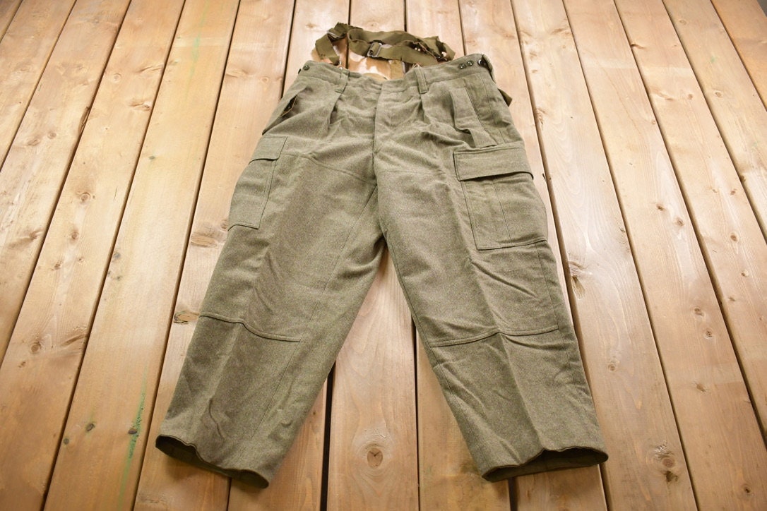 Vintage 1968 US Army Wool Cargo Pants With Suspenders Size 35 x 26.5