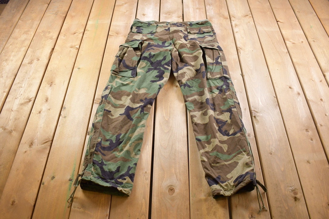 Vintage 1991 US Army Woodland Camouflage Cargo Pants Size 36.5 x 32.5 / Streetwear / Army Pants / Military Pant's / Vintage Cargos