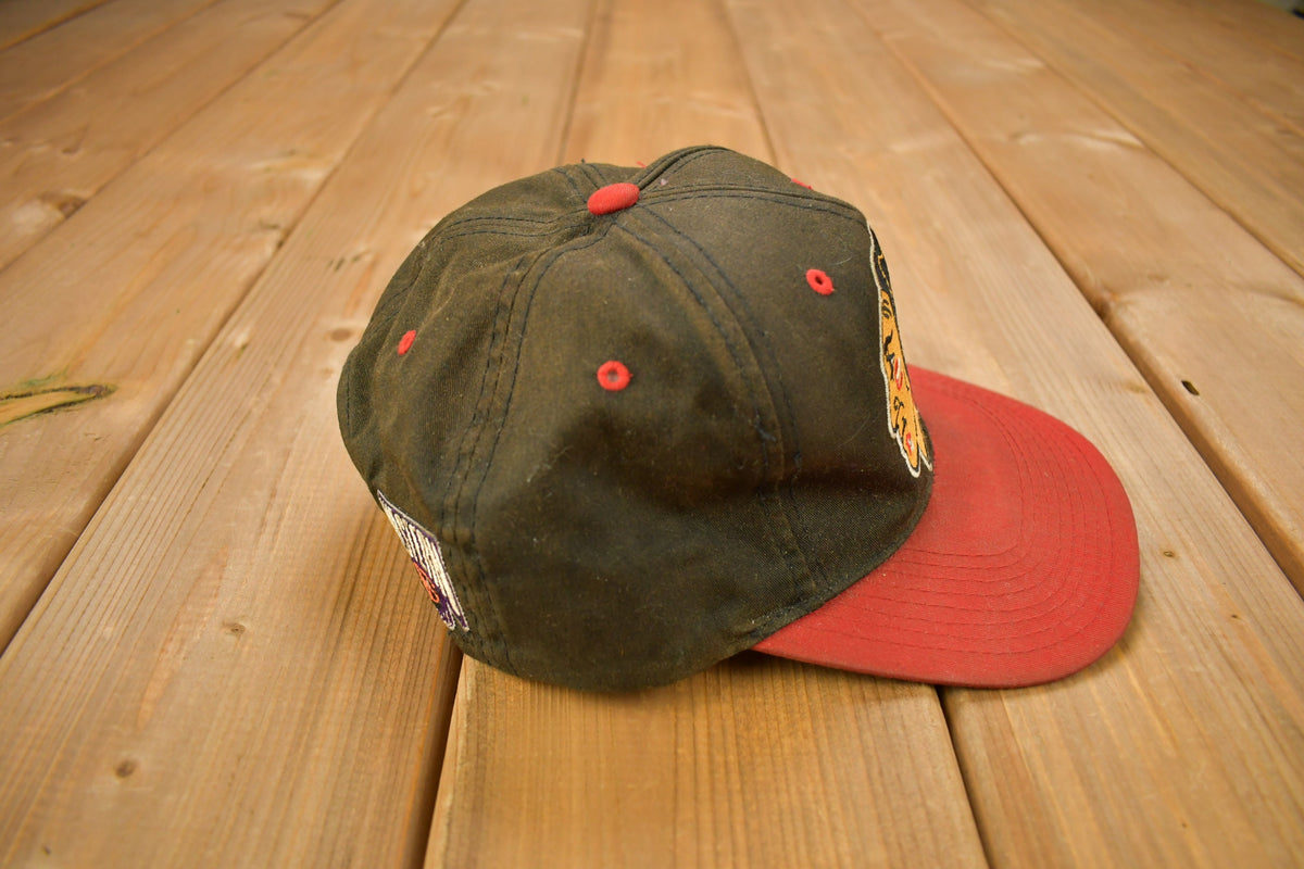Vintage 1990s Chicago Blackhawks NHL Sports Specialties Snap Back Hat