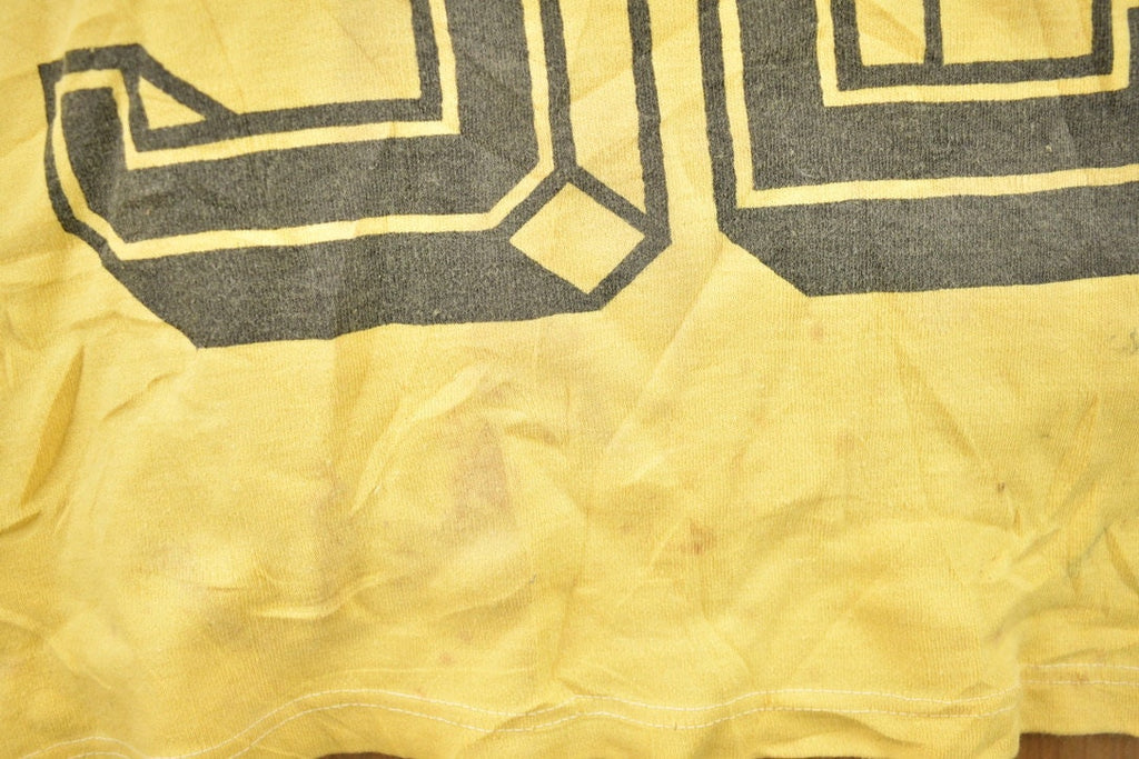 Vintage 1970s Baby Tee 32 Graphic T-Shirt