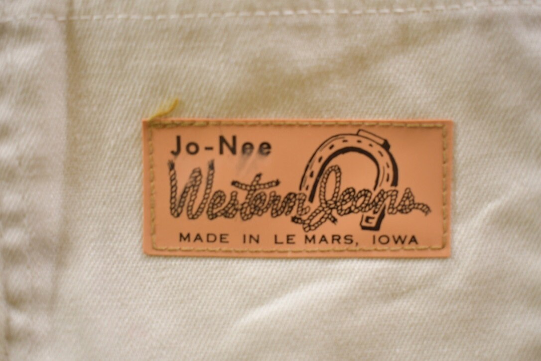 Vintage 1990s Jo-Nee Western Jeans White Bootcut Jeans Size 26 x 25 / Made in USA / American Vintage / Streetwear / Vintage Pants