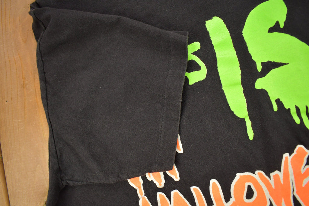 Vintage 1990s "This Is My Halloween Costume" Stanley Desantis Graphic T Shirt