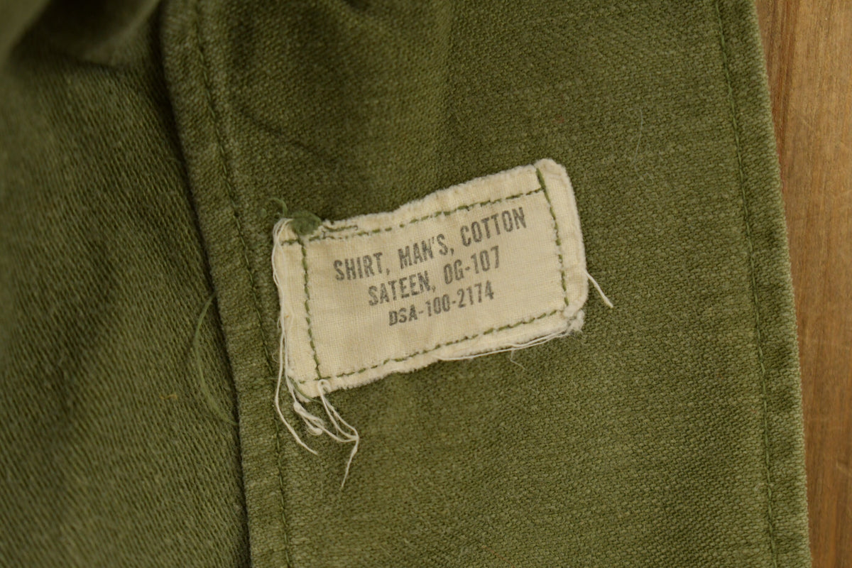 Vintage 1960s OG-107 US Air Force Military Sateen Shirt