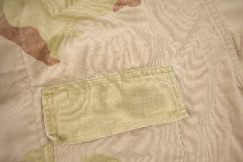 Vintage 1990 Desert Camo Button Up Military Coat Size Medium Reg