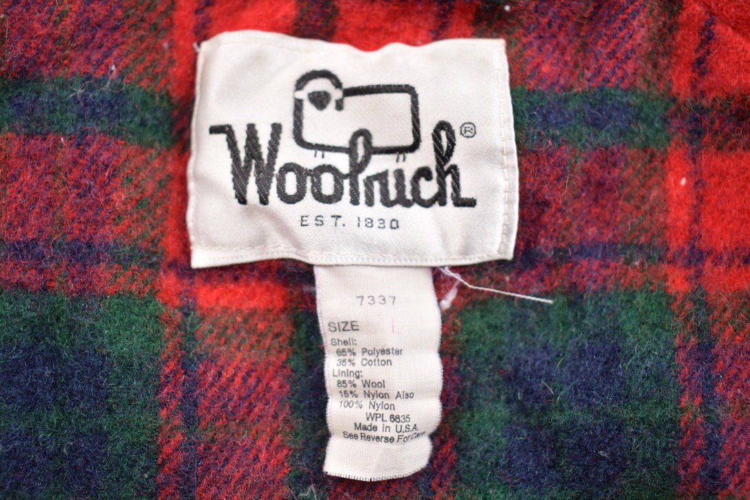 Vintage 1990s Woolrich Cargo Pocket Plaid Lined Blue Fall Jacket /  Vintage Autumn Jacket / Streetwear / Outdoor Wear /Made In USA