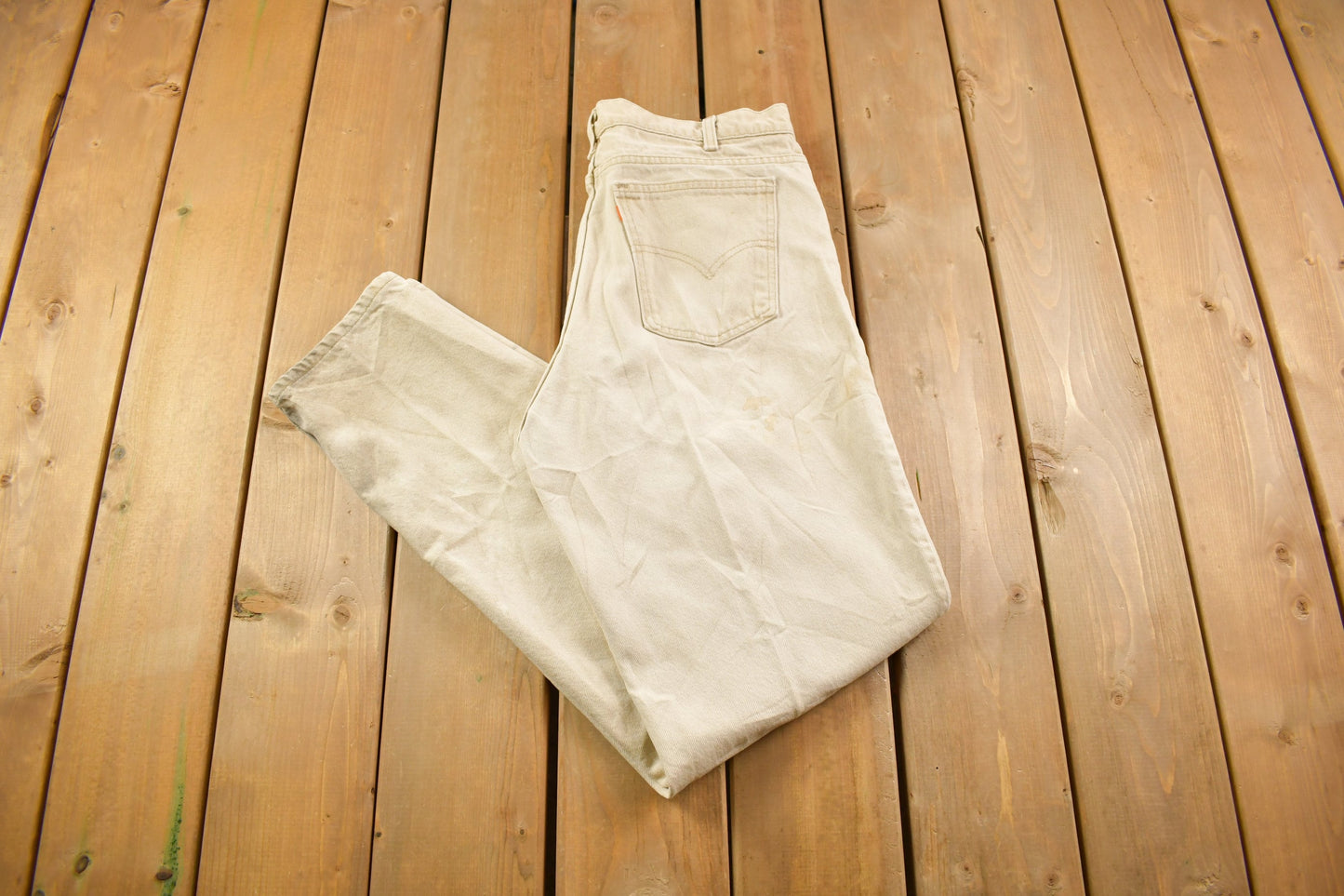 Vintage 1990s Levi's 550 Beige Wash Jeans Size 34 x 32 / Relaxed Fit / Tapered Leg / Made In USA / Vintage Levi's