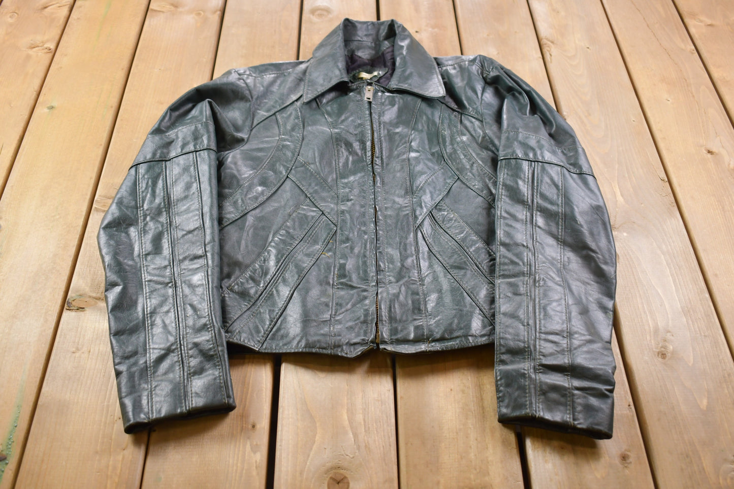 Vintage 1990s  Genuine Leather Dark Green Jacket / Fall Outerwear / Leather Coat / Outerwear / Streetwear Fashion / Size 42