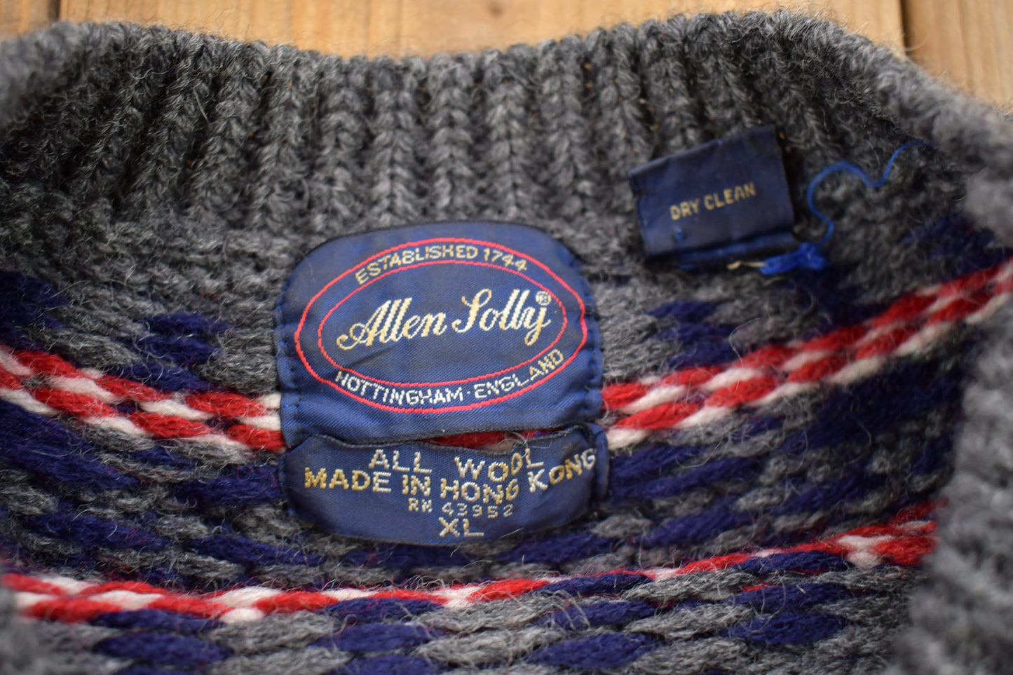 Vintage 1990s Allen Solly 100% Wool Knit Sweater / Vintage 90s Crewneck / Outdoorsman / Vintage Knit / Winter Sweatshirt / Wool Knit Sweater