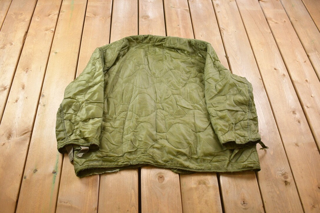 Vintage 1990s US M65 Military Liner Jacket  / US Army Green / Vintage Army / Streetwear Fashion / Army Jacket / 1990s Liner