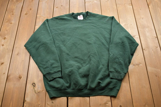 Vintage 1990s Blank Green Crewneck Sweatshirt / 90s Crewneck / Made In USA / Essential / Streetwear / 90s Blank / Fleece Crewneck