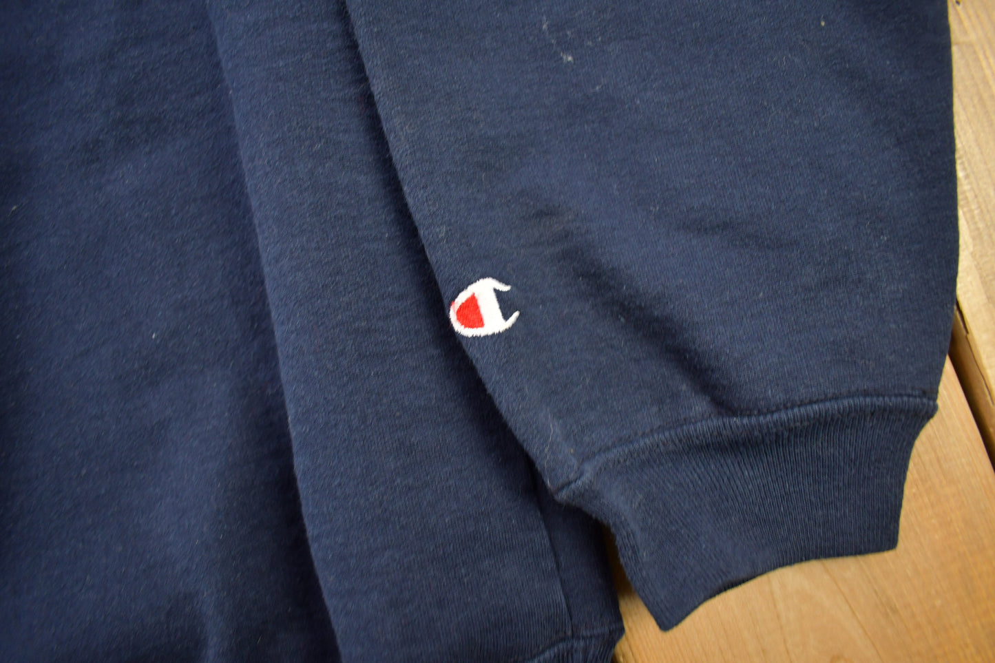 Vintage 1990s Champion Blank Navy Crewneck Sweatshirt / Made In Canada / Vintage Champion / Vintage Blank / Streetwear / Sportswear